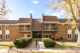 3915 Saratoga Ave Unit H214, Downers Grove, IL 60515