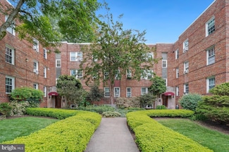 2803 Cortland Place NW Unit 107, Washington, DC 20008