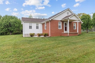 1115 Smith Rd, Mount Airy, NC 27030