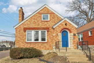 8975 Forest Ave, Saint Louis, MO 63114