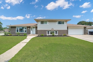 924 E 169th St, South Holland, IL 60473