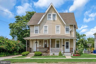35 Polk St, Riverside, NJ 08075