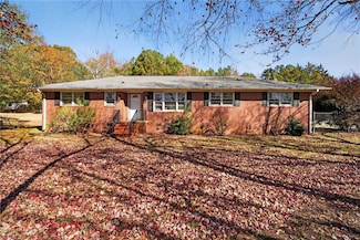 114 Hillview Cir, Anderson, SC 29621