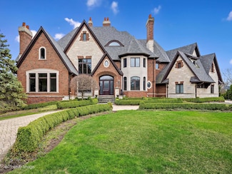 6655 Lee Ct, Burr Ridge, IL 60527