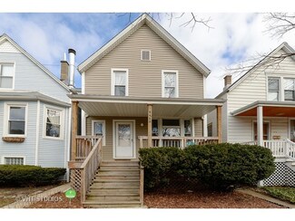 2458 W Pensacola Ave, Chicago, IL 60618