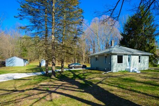 11104 8 Mile Rd, Battle Creek, MI 49014