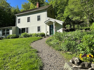 1 Coburn Rd W, Sherman, CT 06784
