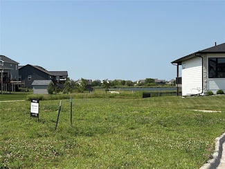 333 11th St NW, Bondurant, IA 50035