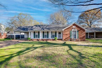 5858 Ridgevale Rd, Memphis, TN 38119
