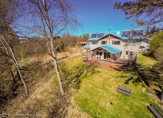 1393 Bay Ave, Homer, AK 99603