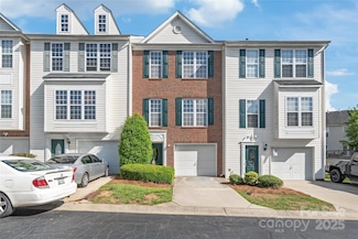 1707 Kashmir White Ln, Fort Mill, SC 29708