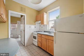519 S 17th St Unit 3, Philadelphia, PA 19146