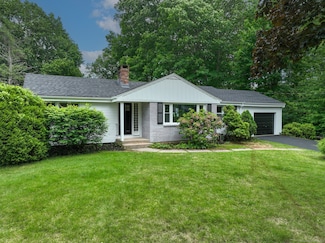 16 Petemont Dr, Farmington, CT 06032
