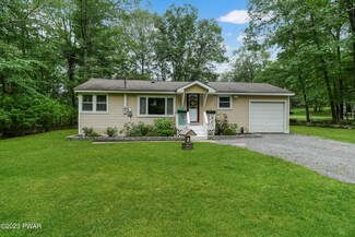 101 Kitty Harker Rd, Dingmans Ferry, PA 18328