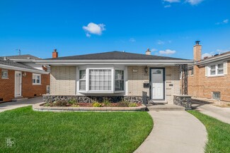 8526 S Kolmar Ave, Chicago, IL 60652