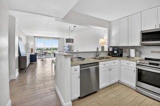 3581 S Ocean 8b Blvd Unit 8b, South Palm Beach, FL 33480