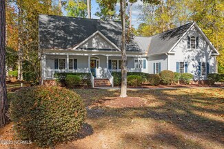 102 Tred Avon Ct, Chocowinity, NC 27817
