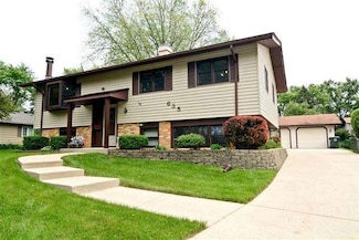 635 Frederick Ln, Hoffman Estates, IL 60169