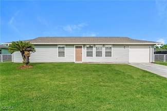 2504 NE 23rd Place, Cape Coral, FL 33909