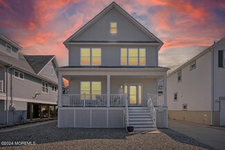 125 10th Ave, Seaside Park, NJ 08752
