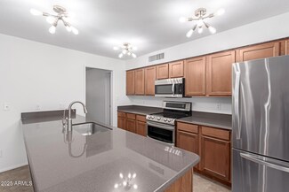 4445 E Coconino St, Phoenix, AZ 85044