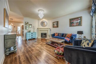 7813 W 158th Place, Overland Park, KS 66223