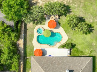 4295 Graceful Ct, Gulf Breeze, FL 32563