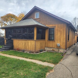 304 Meyers Ave, Jackson, MI 49203