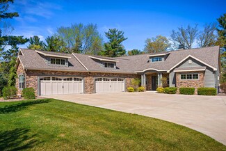 4420 River Dr, Plover, WI 54467
