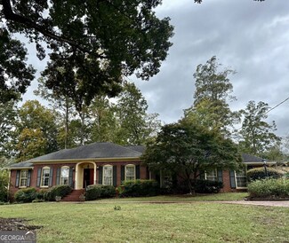 4760 Cherrywood Ln NE, Atlanta, GA 30342