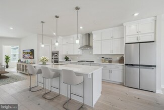 43498 Madison Spring Terrace, Ashburn, VA 20148