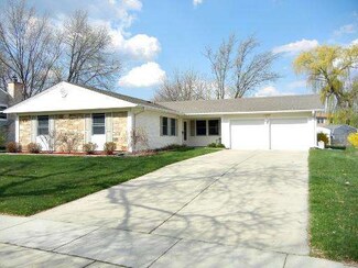 1308 Colwyn Dr, Schaumburg, IL 60194