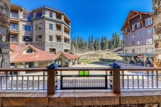 8001 Northstar Dr Unit 214, Truckee, CA 96161