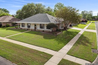 5316 Foxridge Dr, Baton Rouge, LA 70817