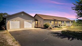 311 S 300 W, Valparaiso, IN 46385