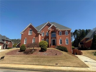240 Flowers Cove Ln, Lilburn, GA 30047