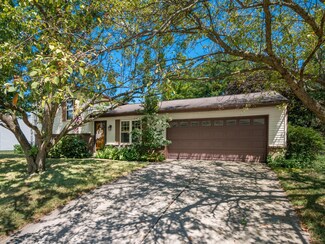 165 Rock Creek Dr, Delaware, OH 43015