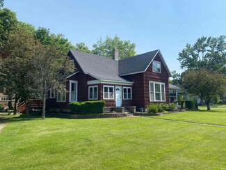 404 W Race St, Portland, IN 47371