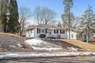 4224 Jefferson St NE, Columbia Heights, MN 55421
