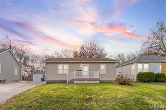 3619 Thomas Ave, Alton, IL 62002