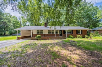4003 Broadacres Dr, Greensboro, NC 27407