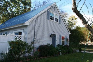 51 Walker St, Concord, NH 03301