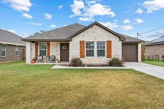 411 SW 16th St, Mineral Wells, TX 76067
