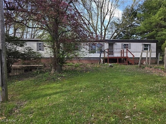 5961 Streeter Rd, Mantua, OH 44255