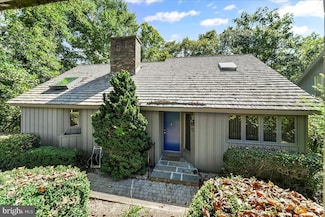 25 Southridge Dr, Kennett Square, PA 19348