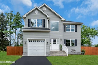 41 Avondale Ln, Matawan, NJ 07747