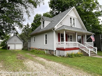 126 East St, Olivet, MI 49076