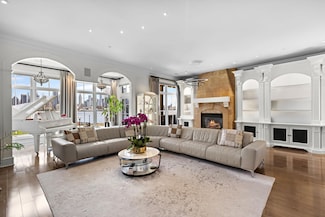 33 Regency Place Unit 33, Weehawken, NJ 07086