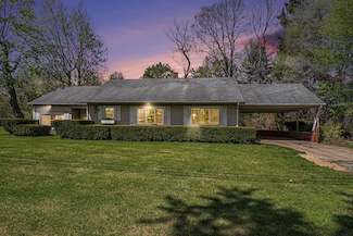 3091 Territorial Rd, Benton Harbor, MI 49022