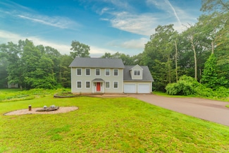 7 Southwinds Rd, Moodus, CT 06469